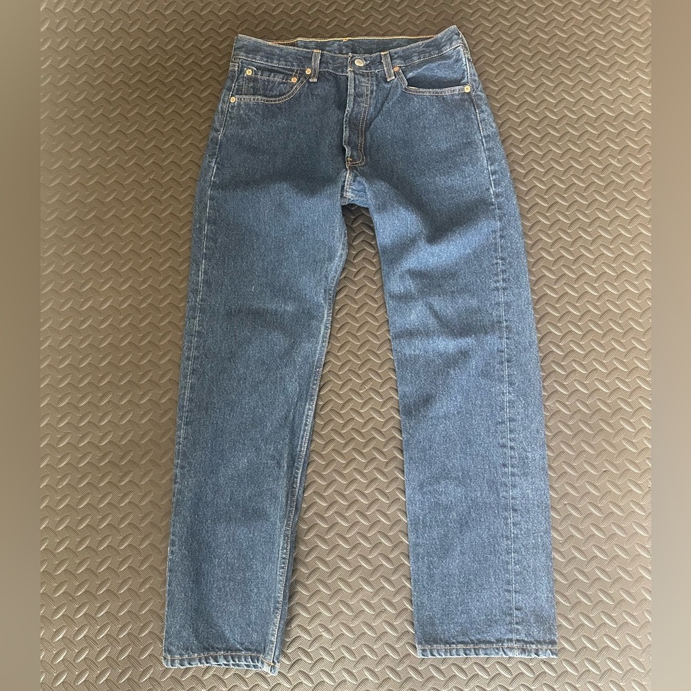 VTG Levis 501 Jeans Men’s 33x30 Blue Regular Straight Button Fly Dark Wash Denim